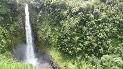 Hawaii-Big Island Waterfall