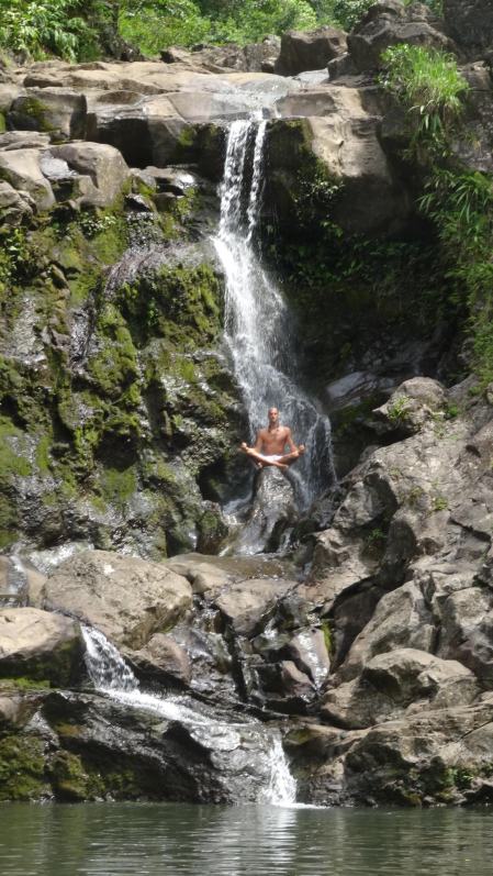 Hawaii-Maui-Waterfall
